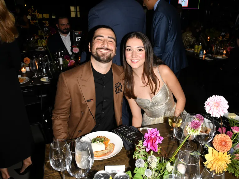 Noah Kahan Wife – Brenna Nolan