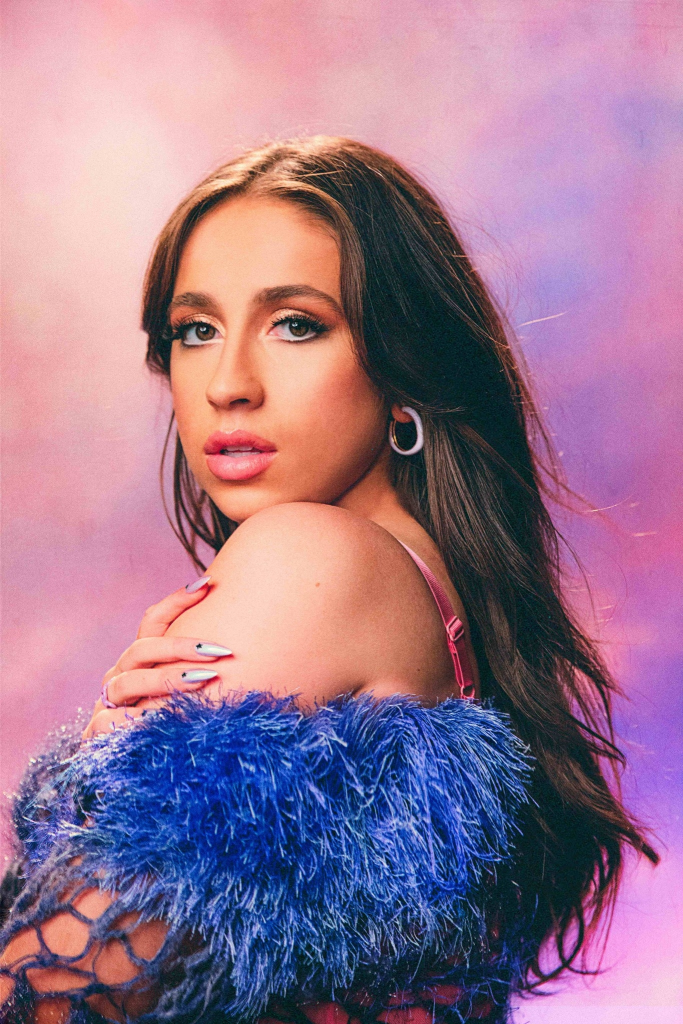 Tate McRae Early Life and Education