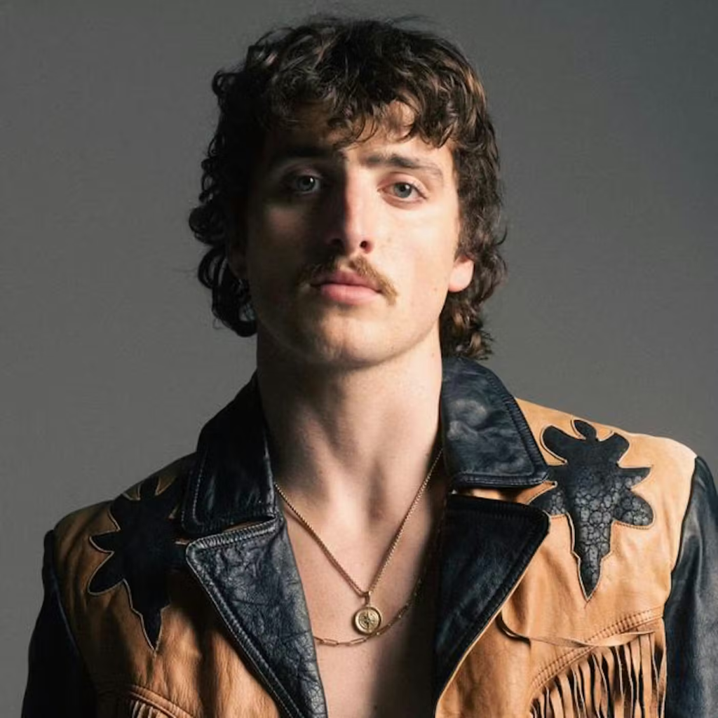 Benson Boone Early Life and Education